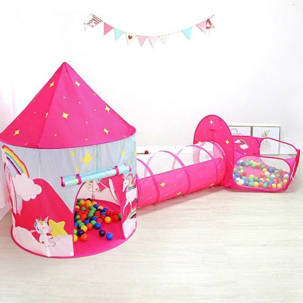 Baby Rail Kids играет в туннельную палатку Princess Play Tent с туннелем и шариковыми ямами.