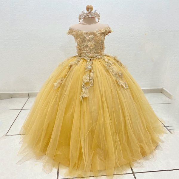 Giallo Vestido De 15 Anos Principessa 3D Flower Girls Dress Applique Pizzo Tull Off Spalla Vestito Bambino Messicano Tallone Prima Comunione