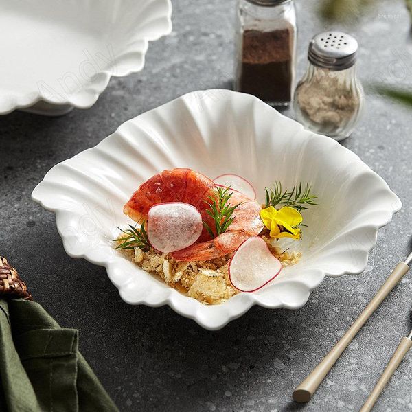 Piatti Piatto in ceramica europeo Decorazione bordo floreale Insalata di frutta Cena Soggiorno Piatto da tavolo Piatto da cucina Posate da cucina moderna