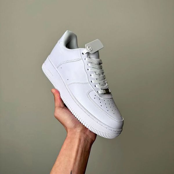 Scarpe eleganti con sneakers da uomo e di marca Skateboard traspirante Casual da donna che cammina per contattare il servizio clienti 230712