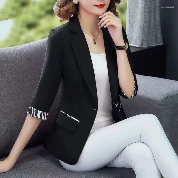 Abiti da donna Blazer Donna 2023 Primavera/Estate Abito piccolo Maniche corte Giacca casual dal taglio coreano Cappotto versatile Top nero da donna