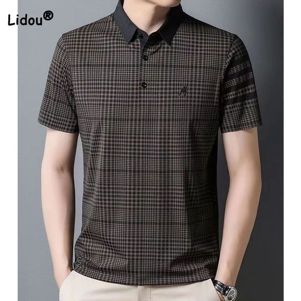 Polo da uomo Abbigliamento maschile Casual Business Office Camicia a quadri con collo a polo T-shirt da uomo a maniche corte con bottoni alla moda alla moda estiva 230712