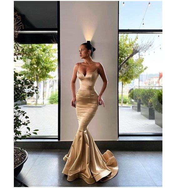 Sexy Meerjungfrau-Abendkleider in Königsblau mit Spagetti-Trägern, Champagner-Fischschwanz-Abschlussballkleider, Arabia Dubai, langes Party-formales Kleid