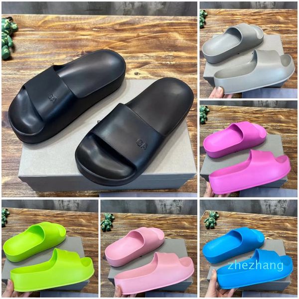 2023 Slide Sandal Tasarımcı Kadın Platformu Sandal Terlik Moda Kalın Alt Kayma Slaytlarda Track Palet Havuzu Slide Slide Slide Slide Slide Tıknaz Flip Flops Su Yürüyüşü Ayakkabı