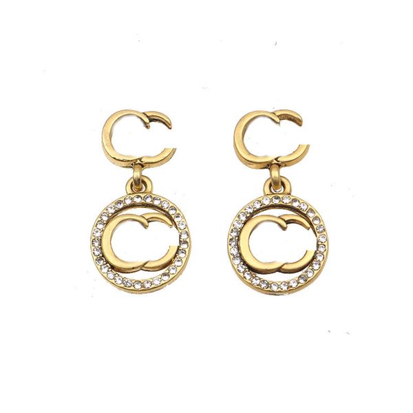 Hot New Style Orecchini a bottone Designer di lusso Lettera di marca Orecchino Placcato oro 18 carati Ear Stud Donna Crystal Wedding Party Fine Jewelry Accessorio regalo