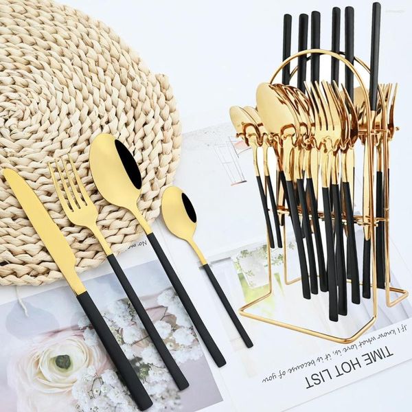 Set di stoviglie 24 pezzi Set di oro nero Coltello occidentale Forchetta Cucchiaio Posate Posate da tavola in acciaio inossidabile Posate da cucina per feste Argenteria