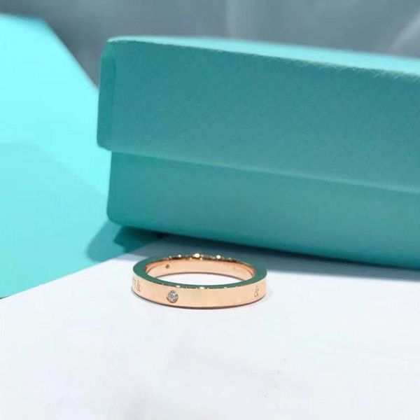 COM CAIXA Designers anel luxos casal jóias moda masculina e feminina clássico três anéis de diamante 2 estilos presente de aniversário prata ouro estilo versátil de alta qualidade