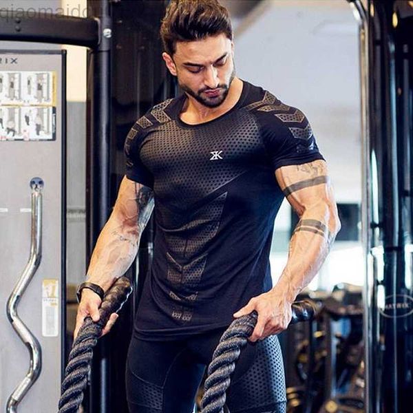 Herren-T-Shirts, schnell trocknende Fitness-T-Shirts für Herren, Sport, Laufen, kurze Ärmel, Hemd, Strumpfhosen, Bodybuilding-Oberteile, Männer unter Muskel-Gymnastik-Zug-T-Shirt L2403