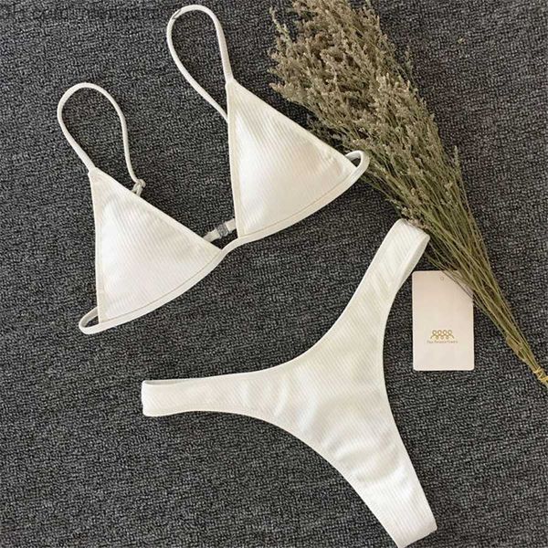 Kadın Mayo Kızları Mini Bikini Seksi Brezilya Mayo Küçük Kupa Yüksek Kesik Stili Plaj Biquini Katı Siyah/Beyaz Mayo Thang Bikini Takım Z230717