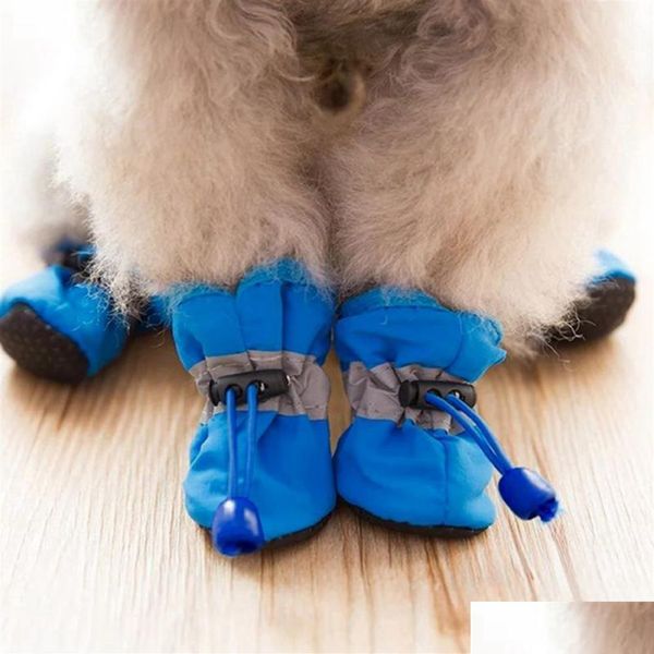 Abbigliamento per cani 4 pezzi / set Scarpe invernali impermeabili per animali domestici Stivali da neve antiscivolo per pioggia Calzature spesse calde per piccoli gatti Cuccioli di cane Calzini Booti Dhp75