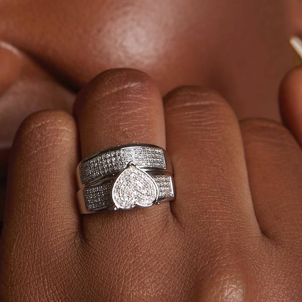 Alianças de Casamento Micro Pave CZ Conjunto de Anel de Noivado em Forma de Coração Cor Prata 2 Pçs Jóias Dedo Completo Para Mulheres Namorada 230714