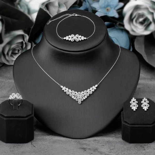 Collana Orecchini Set Trendy Color oro Gioielli da donna Clip per aragosta Rolo Catena Drop Cubic Zirconia Blu verde e orecchini 4PCS Jewery