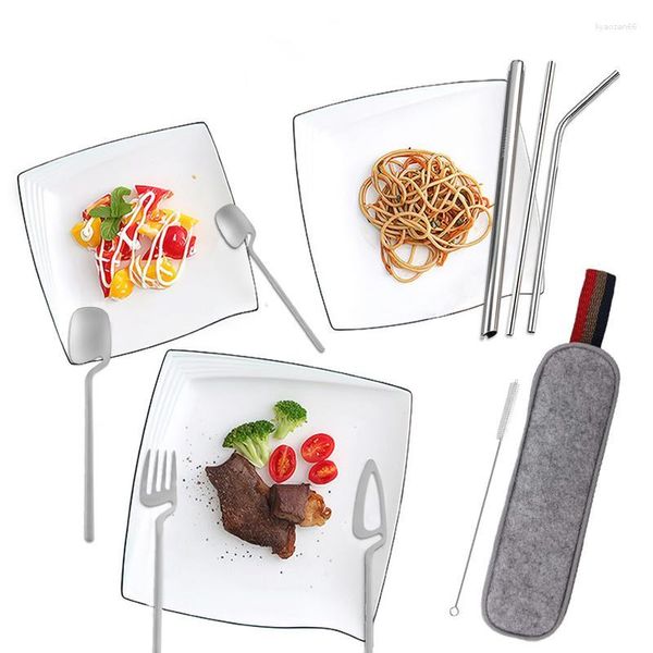 Set di stoviglie Utensili portatili Set di utensili da campeggio da viaggio Posate in acciaio inossidabile con taglierina per cucchiaio Forchetta Cannucce Spazzola per la pulizia