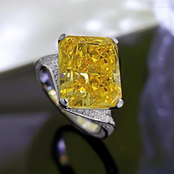 Cluster-Ringe S925 Sterling Silber Radian 10 12 Gelber Diamant-Blumenschnitt Europäischer und amerikanischer Ins-Stil-Ring
