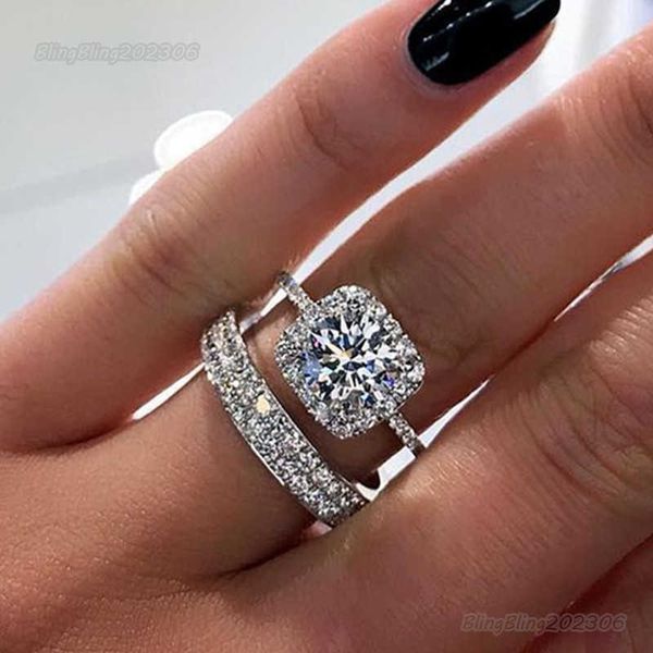 Bling Bling Vvs Moissanite Ring 100% 925 Sterling Ring Designer Style Topaz CZ Set Ring Nuovo stile Set completo Coppia Anello Fashion Wedding Ring Anelli d'argento per le donne