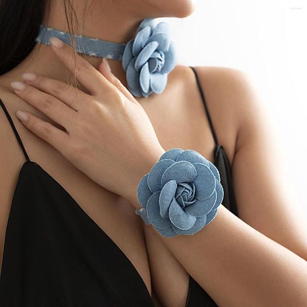 Catene Collana a farfalla gotica Vintage Denim Flower Choker Neck Semplice filo di cera Pull Nappa multistrato Regalo di compleanno