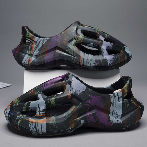 New Camo Color Sneakers Mens Outdoor Wading Shoes Sandali alla moda Scarpe da spiaggia con suola spessa per i giovani