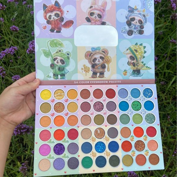 Ombretto 54 colori Cute Panda Pattern Plate Matte Shimmer One Makeup Eyeshadow Palette Pressed Glitter Beauty Glazed 230714