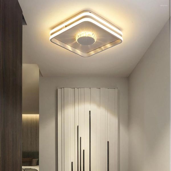 Plafoniere Lampadario moderno nordico per soggiorno Sala da pranzo Camera da letto Corridoio Cucina Armadio Foyer Lampade per interni calde per la casa Luminaria