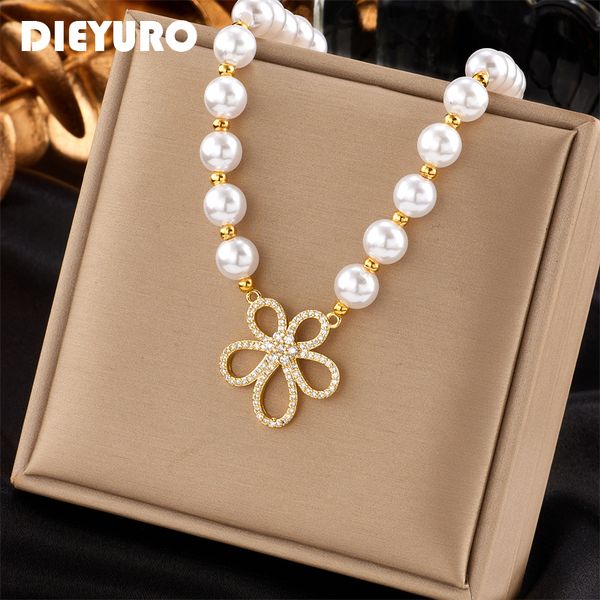 Collane con ciondolo DIEYURO Collana con fiore ritagliato in acciaio inossidabile 316L per le donne Fashion Girls Pearl Chain Party Jewelry Gift 230714