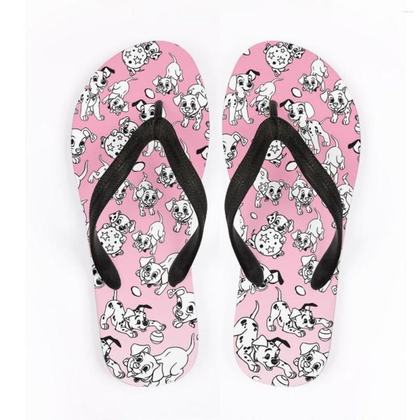 Тапочки прекрасные розовые далматинцы мультипликационные припечатки женщина шлепанцы летние приморские курортные туфли.