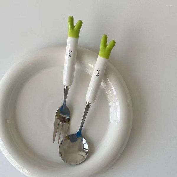 Set di stoviglie in acciaio inossidabile con forchetta e cucchiaio in ceramica portatile Set di posate carino cipolla verde per la casa