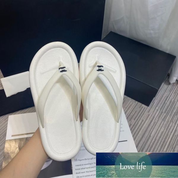 Flip Flops Kalın Alt All Maçlı Beyaz Günlük ve Hafif Japon ve Koreli Moda All-Eşleştiren Enjeksiyon Kalıplı Ayakkabılar Sandalet