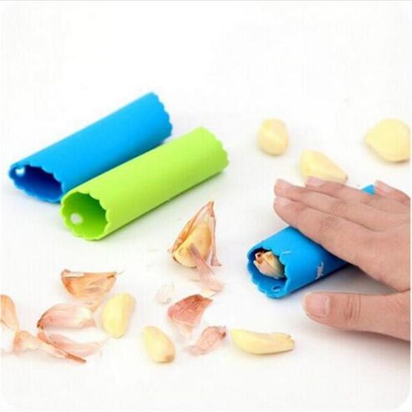 S Magic Silicone Peeler Peeler Peel Easy Kitchen Tool Color Random Drop GB721304V