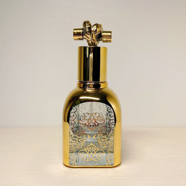 Frasco de perfume 30/50ml frasco de spray de vidro dourado luxo galvanoplastia vidro quadrado frasco de perfume cosméticos embalagem frasco de enchimento de alta capacidade 230715