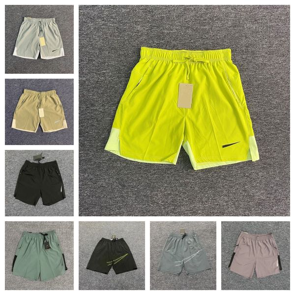 Pantaloncini da basket firmati da uomo Pantaloncini americani Pantaloni della tuta da uomo e da donna Pantaloncini da corsa Pantaloncini da spiaggia casual larghi estivi Taglie UE ricamate111