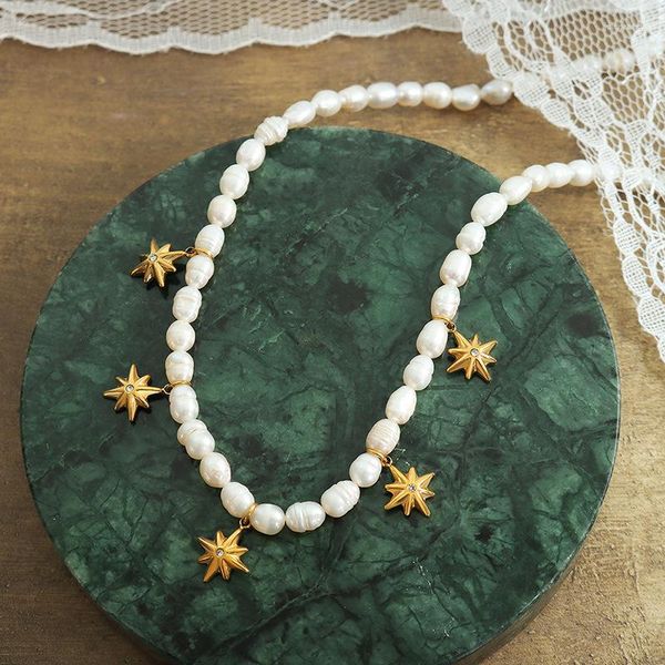 Anhänger Halsketten Elegante natürliche Süßwasserperlen Halskette Frauen Hochzeit Statement Schmuck Golden Six Point Star Charm Echte Barockperlen