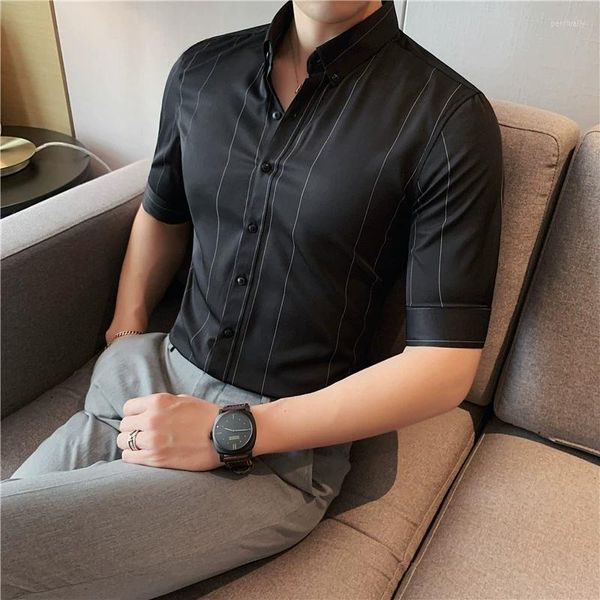 Camicie eleganti da uomo Premium Formale a righe 2023 Business Casual Camicia a mezza manica in tessuto non stirato Plus Taglia M-5XL Camisas De Hombre