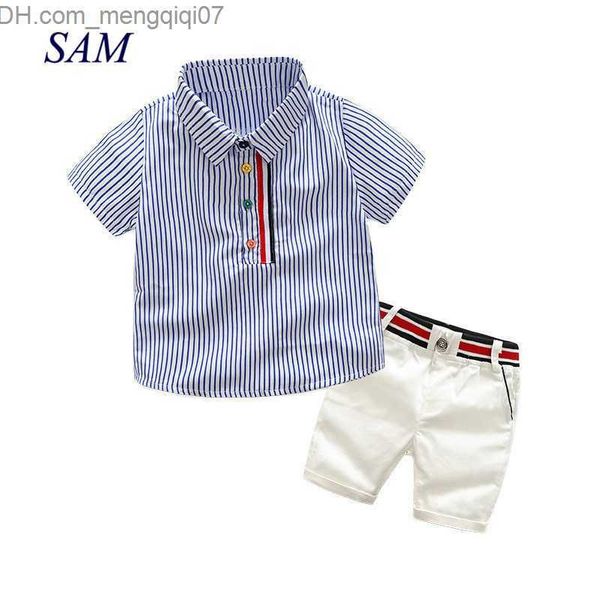 Bekleidungssets 2022 Jungen-Sommermode-Bekleidungsset Kinder Gestreiftes Kurzarm-T-Shirt + Shorts 2-teiliges Set für Herren Z230717