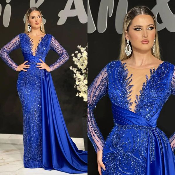 Splendida sirena rossa Prom Dresses scollo a V Designer maniche lunghe Illusion Candidati Abito in raso Abito da corte senza schienale Custom Made Plus Size Abito da festa Vestido De Noite