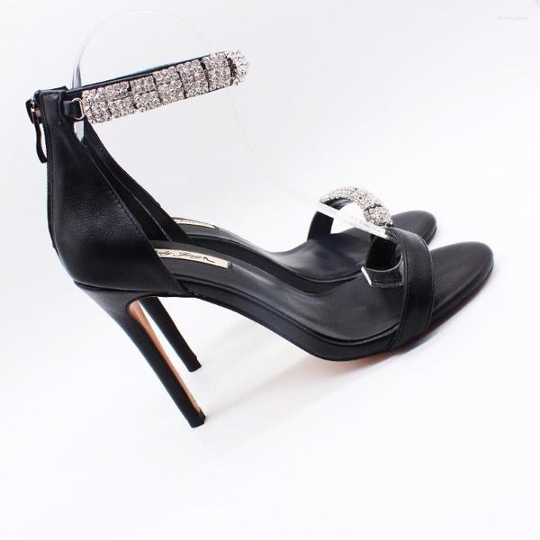 Sandálias Moda 469 Mulheres bombas Black Maleather Crystal Strappy Sapatos de salto alto Sapatos estiletto 10cm