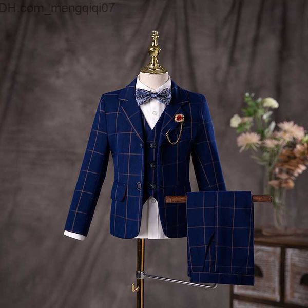 Completi di abbigliamento Flower Boy Set da sposa Compleanno per bambini Abito fotografico Set di blazer Fromal per bambini Costume da esibizione per studenti laureati per bambini della scuola Z230717