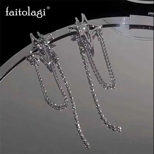 Stud Kpop Orecchini con nappe a catena con stella di cristallo irregolare per le donne Y2K Orecchini con nappe con strass a forma di stella a forma di stella Piercing Orecchini geometrici J230717