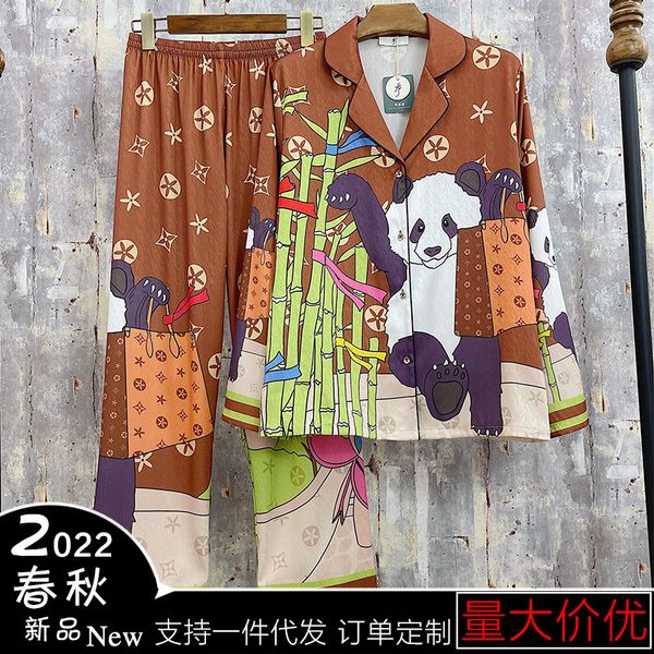 Pigiama da donna alla moda primavera e autunno Presbyteria Panda Print Abito da casa in raso a maniche lunghe