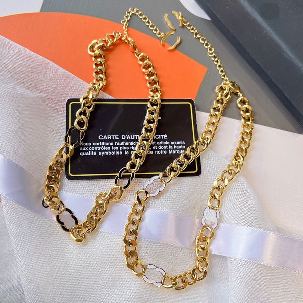Designer di lusso Circle Pattern Necklacex Catena a serpente per donna Collana nera Catena girocollo Placcato in oro Lettera in acciaio inossidabile di qualità per gioielli da donna