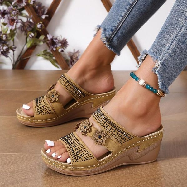 Slippers Summer Fashion Women Wedge Wedge Outdoor Sandals Sports Beach Slide Casual Peep Toe Roman Ladies Shoes Applique Flip Flop