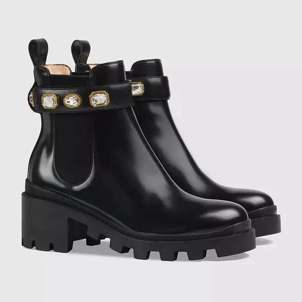 Lüks Rhinestone Martin Desert Boot Kadın Tasarımcı Botları Nakış Arı Flamingos Aşk Ok Gerçek Deri Madalya Kaymaz Kış Bottes Ayakkabı