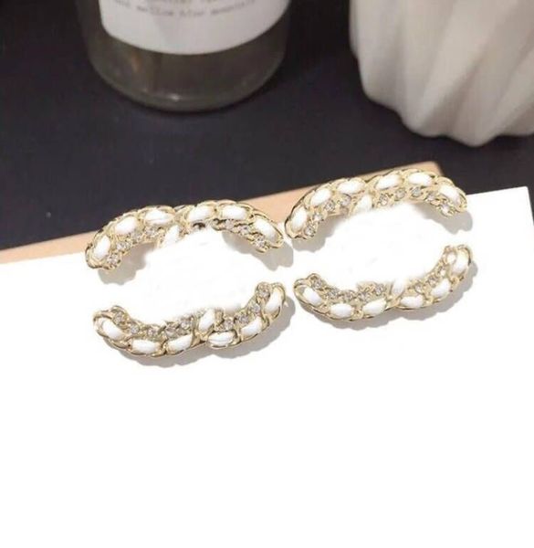 wholesale 20 stile argento placcato oro 18 carati doppie lettere orecchino design di lusso orecchino cuore geometrico donne perle di cristallo orecchini in acciaio al titanio gioielli da sposa