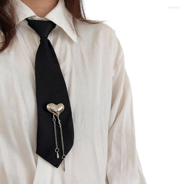Fliegen Koreanische Mode Schwarze Krawatte Mit Niedlichem Herz Und Metallquaste Schuluniform Vorgebundene Verstellbare Krawatte Für Frauen Männer