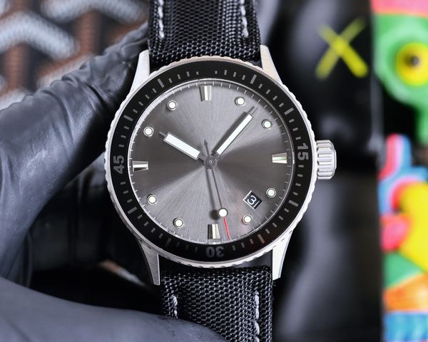 Relógio masculino de luxo AAA de alta qualidade, usando o movimento Cal.1315 produzido por Blbleck, tamanho do calendário do mostrador, C3 luminoso importado da Suíça, tamanho 43,6 mm