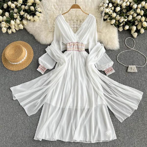Sıradan elbiseler plaj katı beyaz elbise kadınlar seksi v yaka bohemian uzun güneş kremi ipek eşarp şık yaz 2023