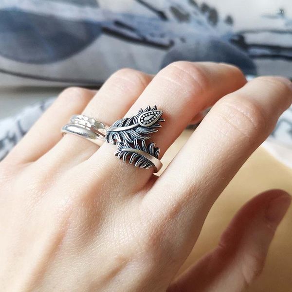 Anelli a grappolo V.YA Vintage Thai Silver Peacock Feather Ring per le donne Ridimensionabile femminile S925 Sterling Wedding Engagement
