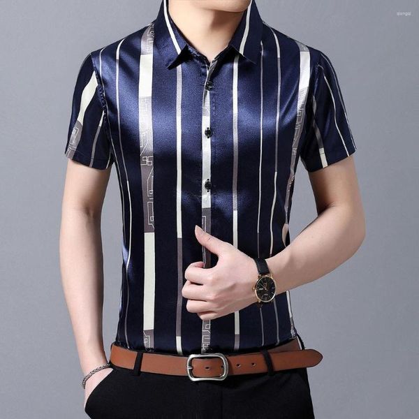 Polos Masculinos Fashion Design Stripe POLO-Shirt Confortável Versátil Manga Curta Roupas Masculinas de Verão Negócios Casual Tops W5589