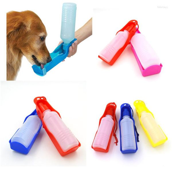 Köpek araba koltuğu kapaklar 250ml katlanabilir evcil hayvan içme suyu şişeleri seyahat elle tutulan köpek köpekleri şişe dispenser flip flips tava