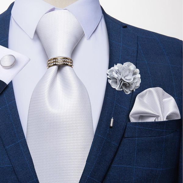 Boyun bağları 8cm erkekler ipek kravat beyaz katı kravat erkekler resmi düğün partisi bağları kol düğmeleri hanky çiçek broş set erkekler hediye corbatas dibangu 230717
