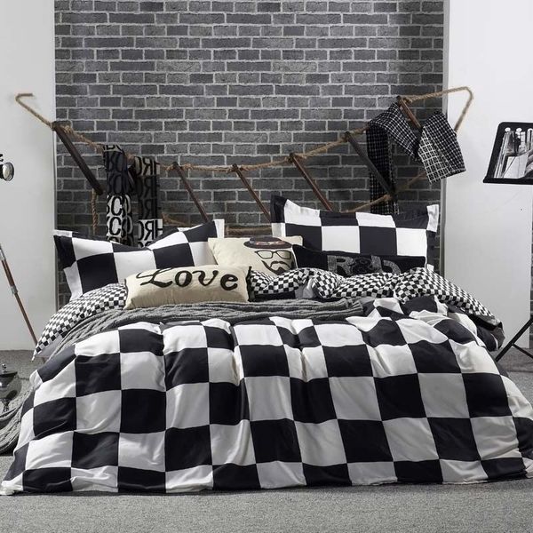 Set di biancheria da letto Set in bianco e nero Grid Lattice Biancheria da letto Set copripiumino estivo semplice Copripiumino king size Queen Twin Bedroom Luxury 230717